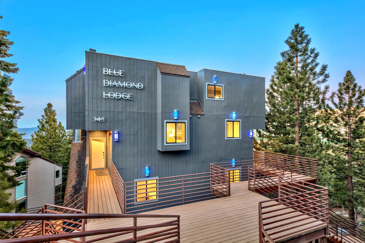 Sapphire House - Image 36